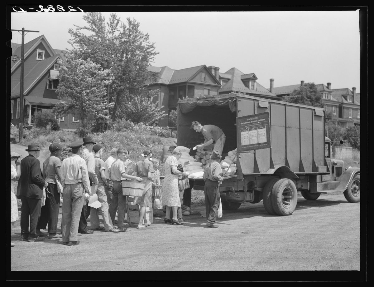 Huntingdon, June 1941, a Farm Security Administration photograph.