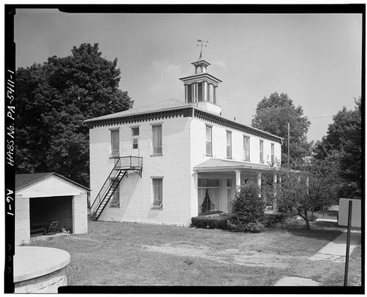 1. NORTHEAST/FRONT SIDE, LOOKING SOUTHEAST - Alexandria High School, Main Street & Church Street, Alexandria, Huntingdon County, PA