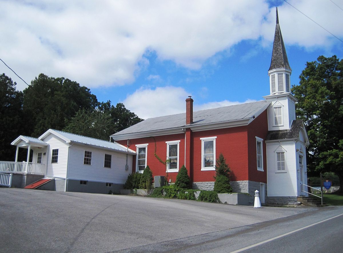 Cassville Lutheran Church, from Seminary Street